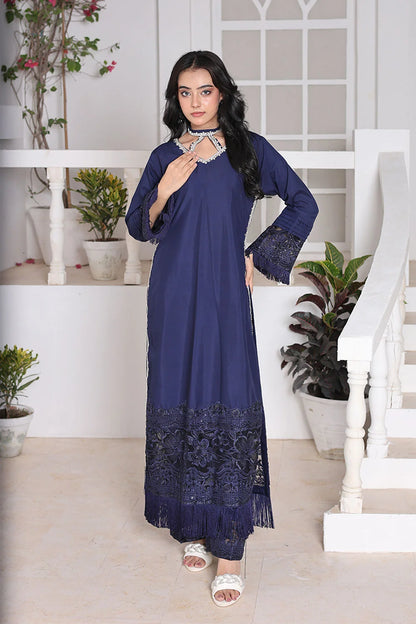 Elegant Long Silk Kurta with Embroidered Net Dupatta