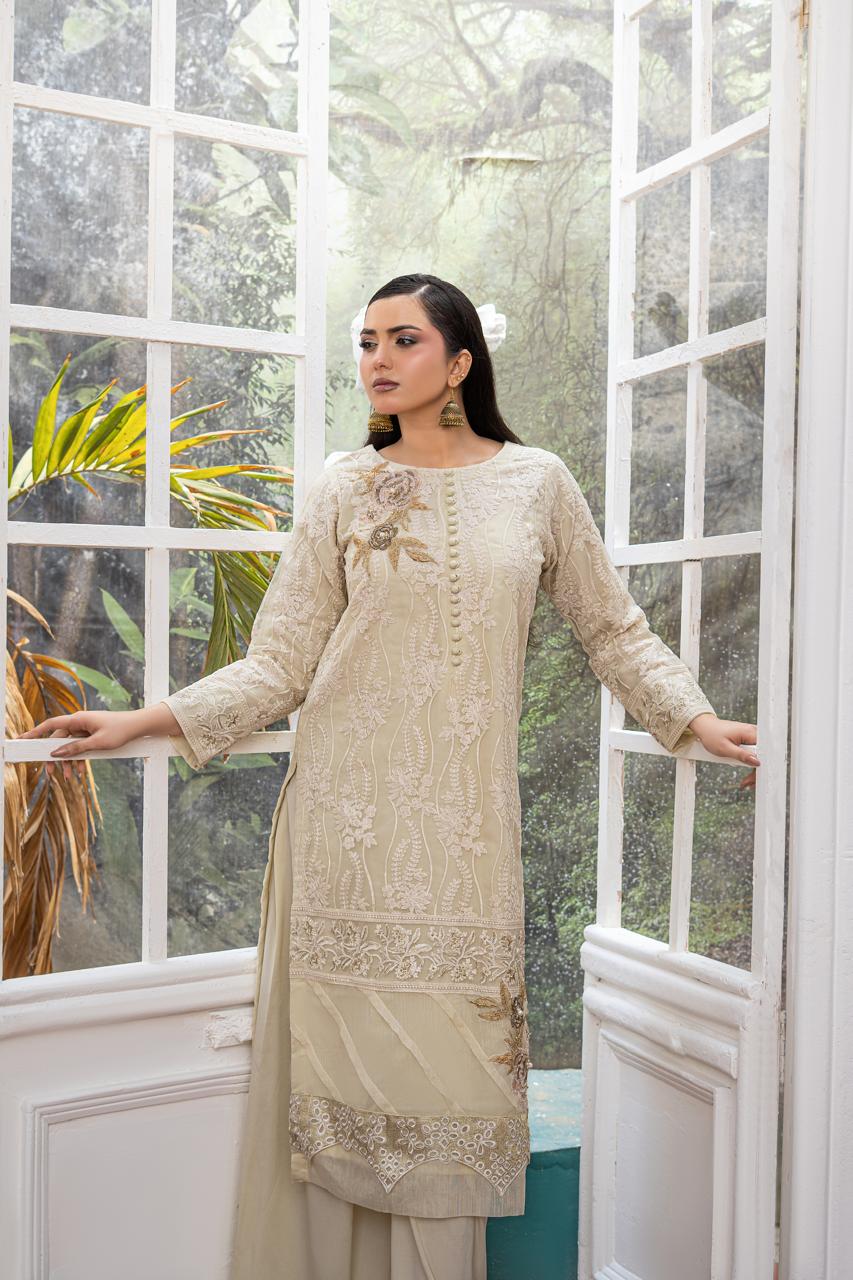 Vanilla | Organza | Embroidered | 3-Piece Suit