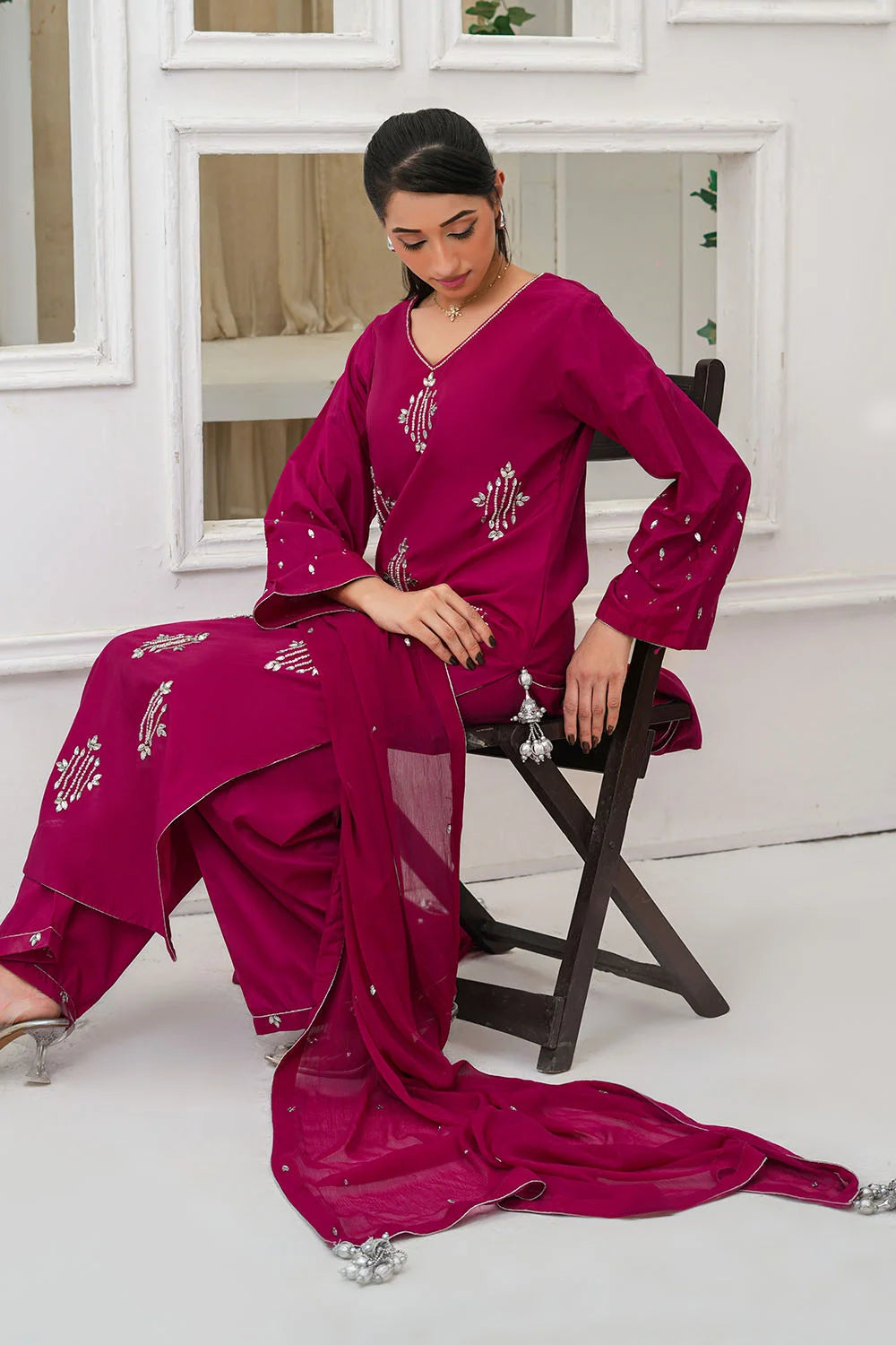 Stone embellished 3-piece Pakistani suit with straight-cut Russian Crepe kurta, Malai lining, straight Russian Crepe trousers and chiffon dupatta