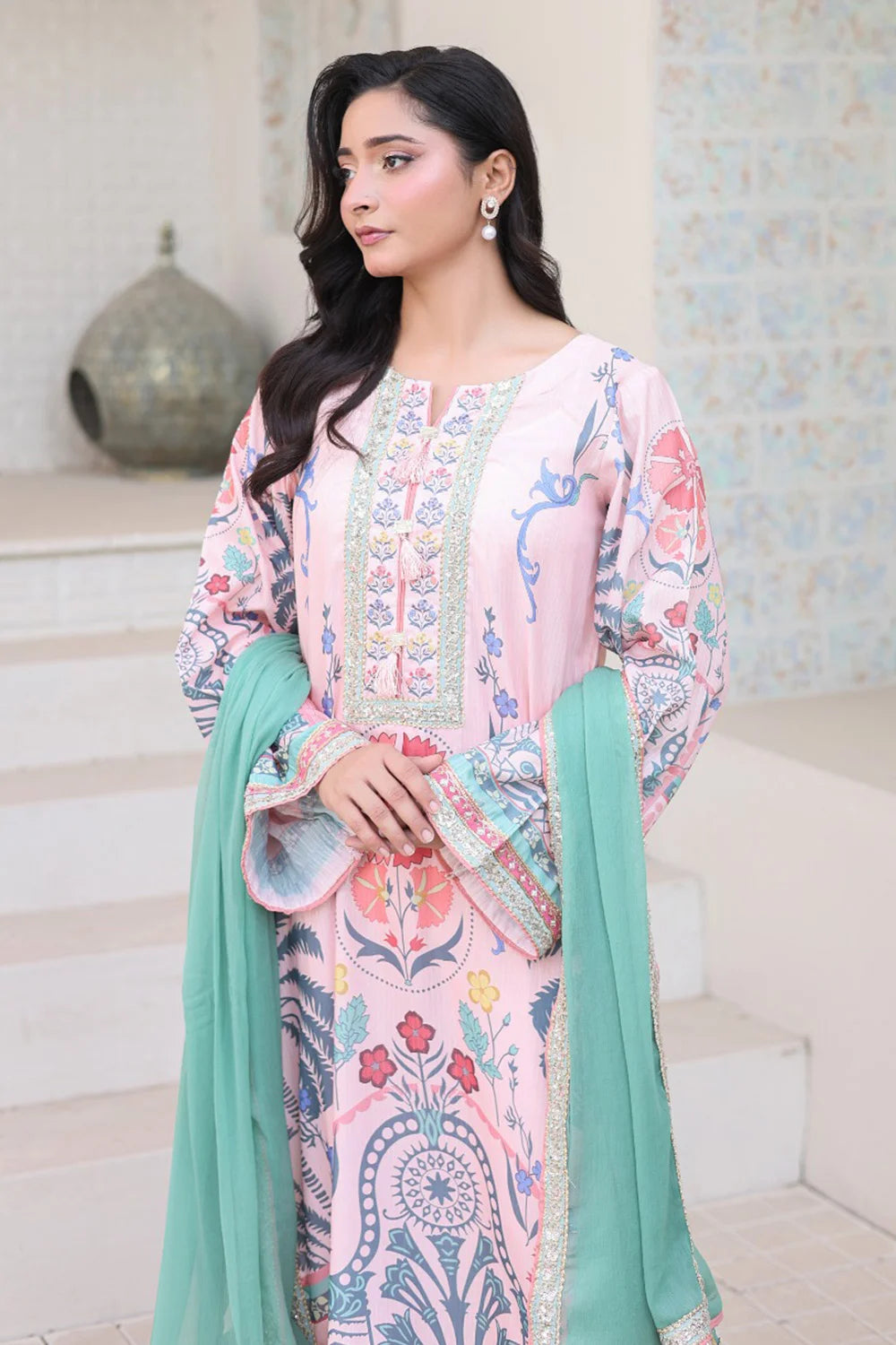 Pink printed 3-piece Pakistani suit with long Bana Dora kaftan, straight Bana Dora trousers and chiffon dupatta