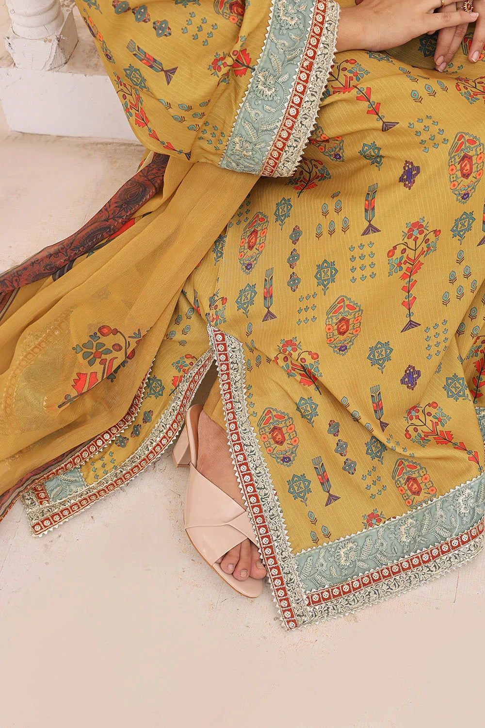 Mustard printed 3-piece Pakistani suit with long Bana Dora kaftan, straight Bana Dora trousers and chiffon dupatta