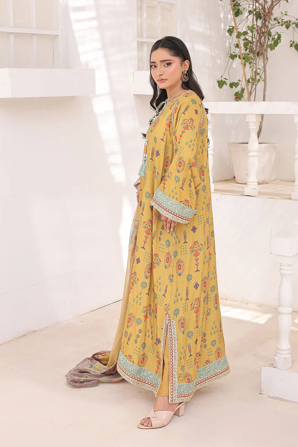 Mustard printed 3-piece Pakistani suit with long Bana Dora kaftan, straight Bana Dora trousers and chiffon dupatta