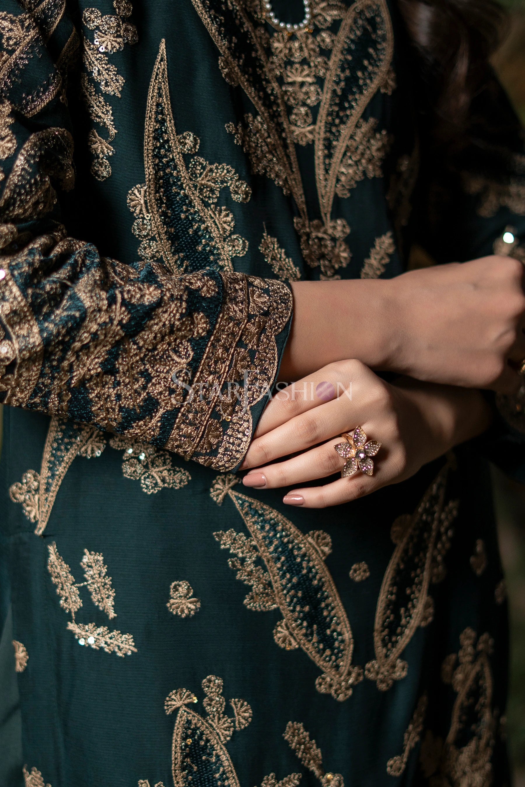 Bottle green chiffon 3-piece luxury pretwear set with embroidered dupatta and silk trouser – SF-1175.