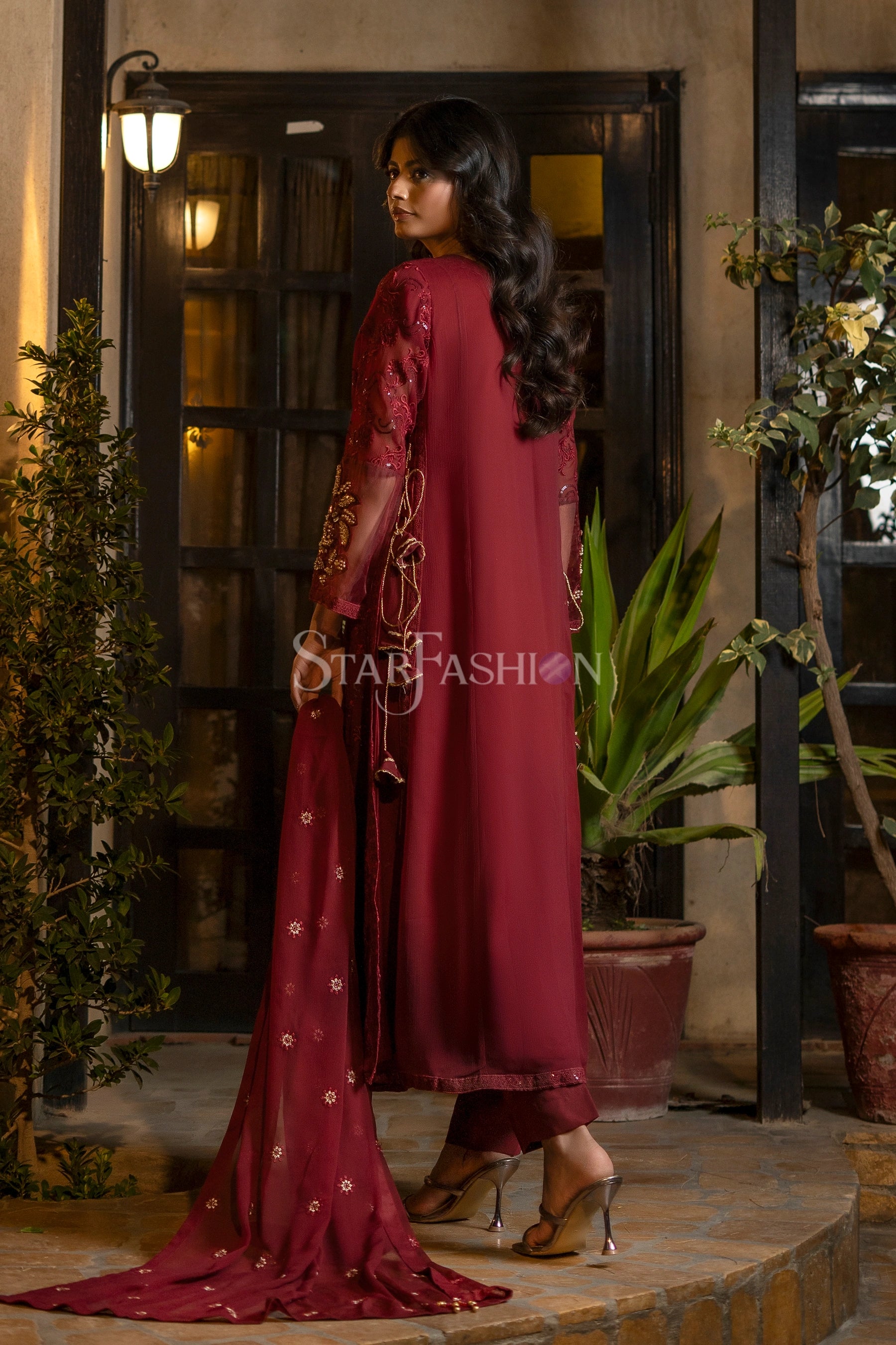 Embroidered maroon chiffon dupatta included in SF-2424 luxury pretwear.