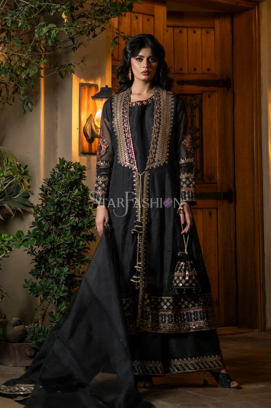 Black khaddi net dupatta included in luxury pretwear set – SF-2427